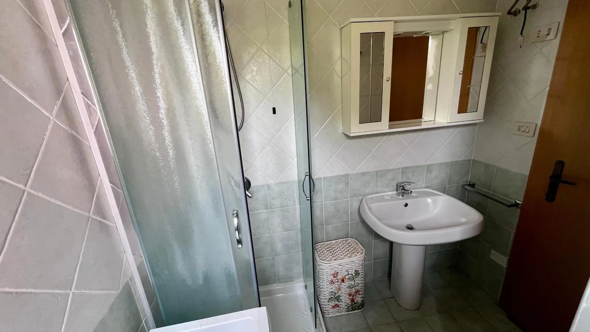 Feriehus Villetta Vele 6 By La Via Del Mare Viaggi E Vacanze Simius